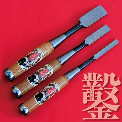 Chisels, marking and carving knives