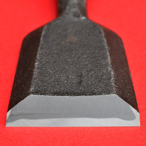 Close-up 36mm SENKICHI Chisel oire nomi Yasugi Steel blade Japan japanese tool woodworking carpenter