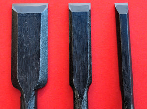 Close-up front SENKICHI Chisel wood Oak handle oire nomi Japan Japanese tool woodworking carpenter