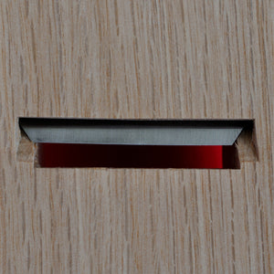 Close-up downside Wood mini hand plane Kakuri Kanna 42mm Japan  Japanese tool woodworking carpenter